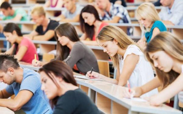 Aprueban matrícula cero en universidades del país: cómo se aplicaría